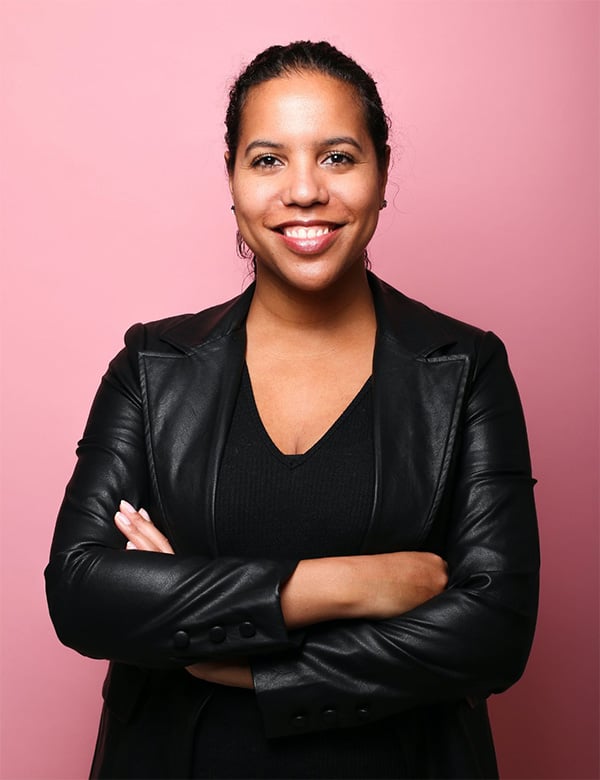 Vrouwelijk model met bruin haar Tanya