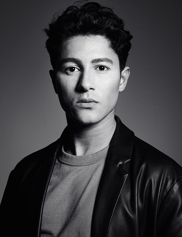 Mannelijk model met zwart haar Tarik