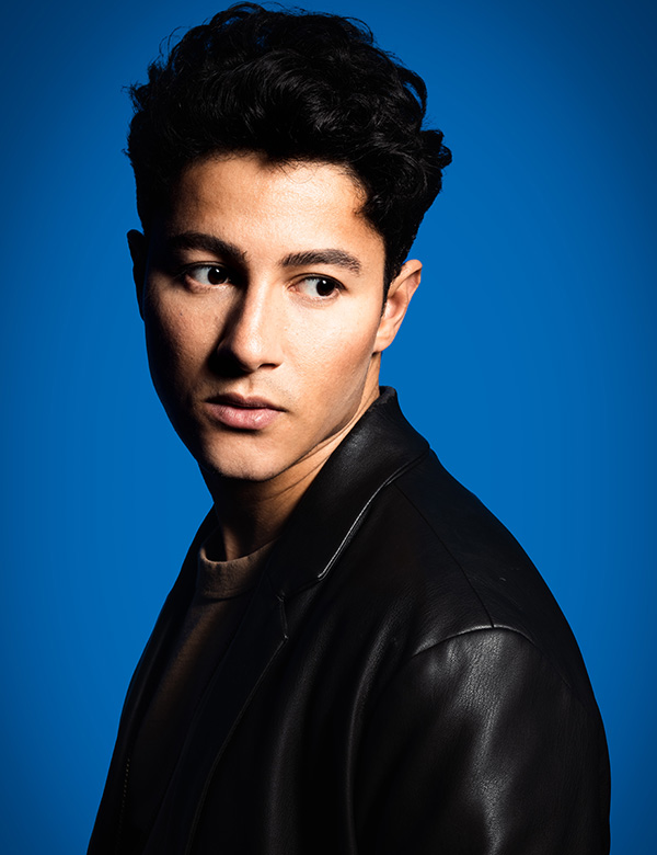 Mannelijk model met zwart haar Tarik
