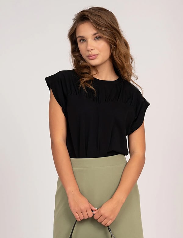 Kindermodel met lang bruin haar Teline F.