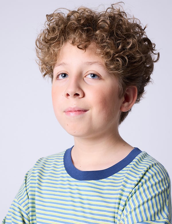 Kinderlijk model met blond haar Thor.