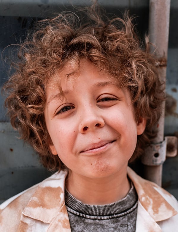 Kindermodel krullend haar thor