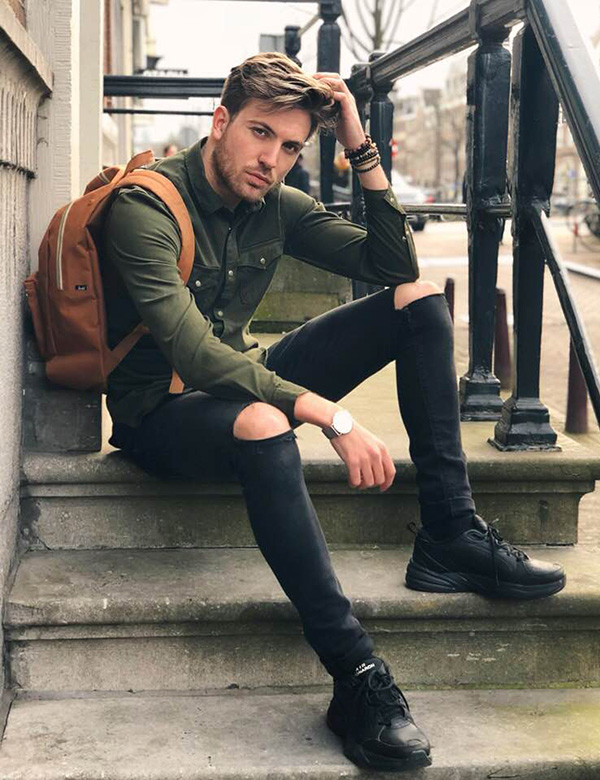 Professioneel model TIm M.