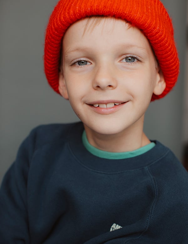 Kindermodel met blond haar Timon