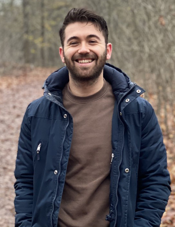 Mannelijk model met bruin haar Tom