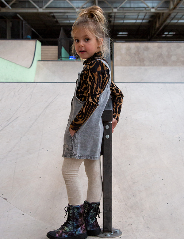 kindermodel donker blond haar Tommie