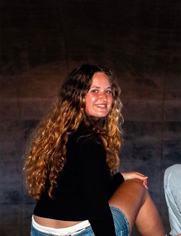 Kindermodel krullend haar Toni