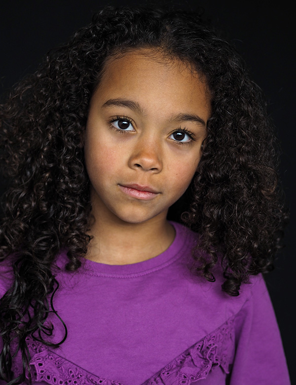 Kindermodel met krullen Vivienne