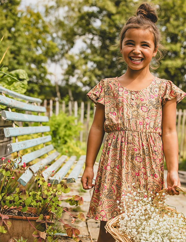 Kindermodel met donkerbruin haar Vyenna