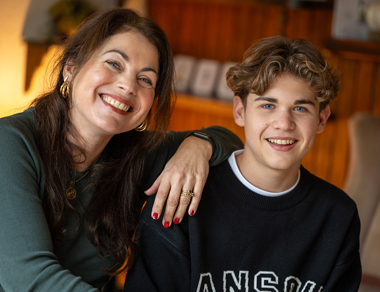 Vrouwelijk model met lang bruin haar Wendy K.