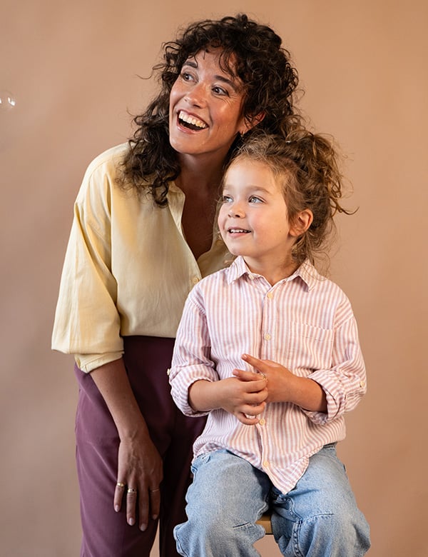 Vrouwelijk model met donkerbruin haar Yanti D.