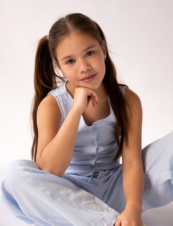 kindermodel met donker haar Zaïra.