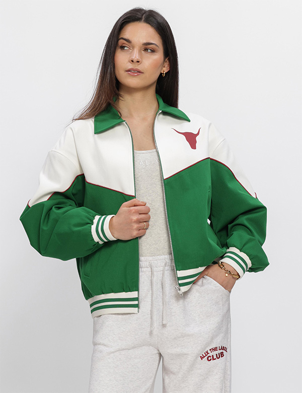 Vrouwelijk model met donkerbruin haar Zohra