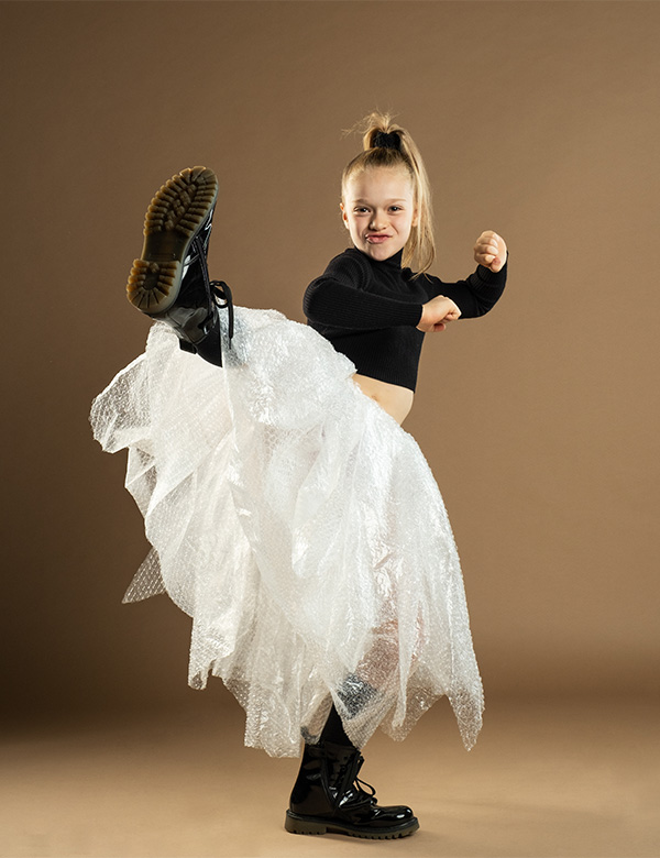 Kindermodel met blond haar Amelie