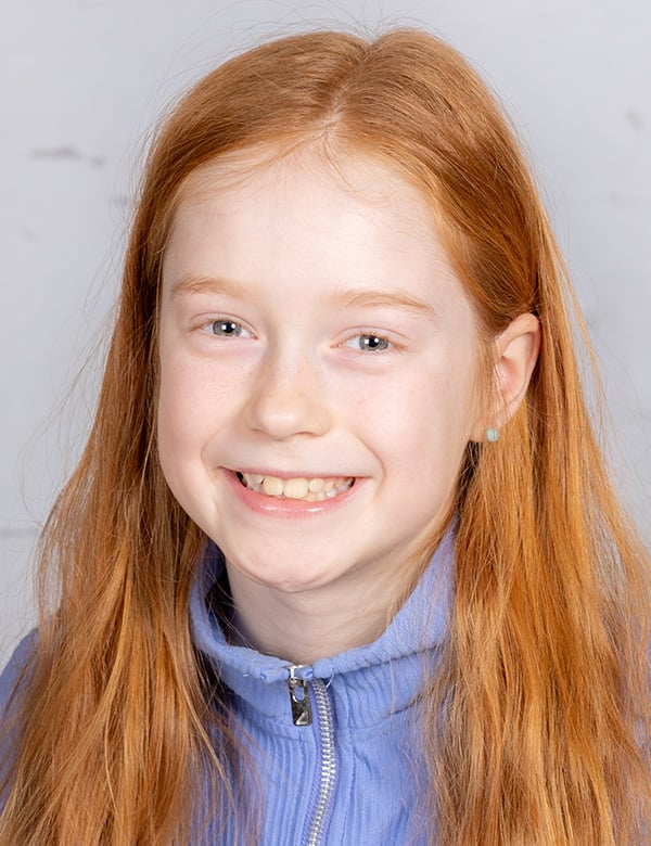 Model Kindermodel met rood haar bobbi v.