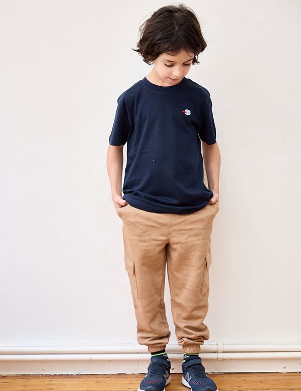 Kindermodel met bruin haar darius