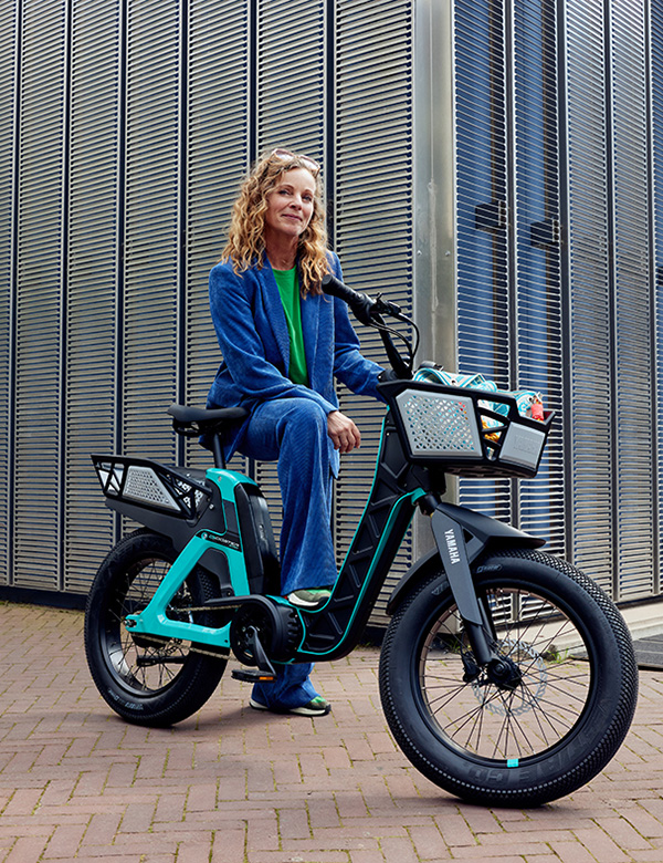 Vrouwelijk model met krullen Margree