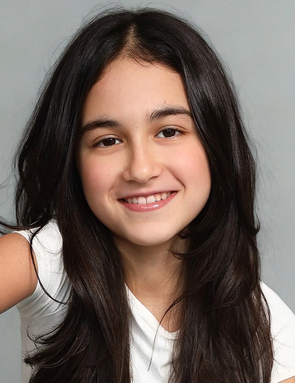 Kindermodel met donker haar melisa cif.