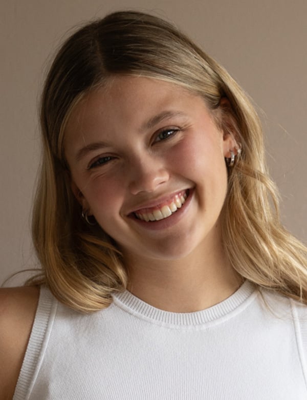 Model Vrouwelijk model met blond haar