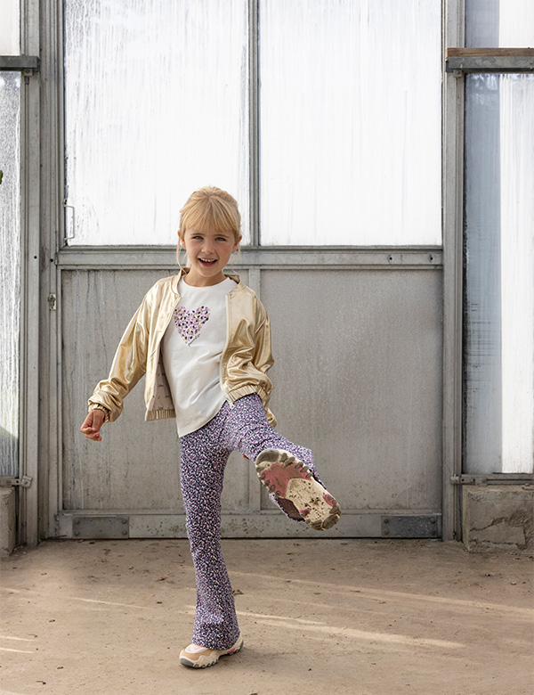 Kindermodel met blond haar Pip