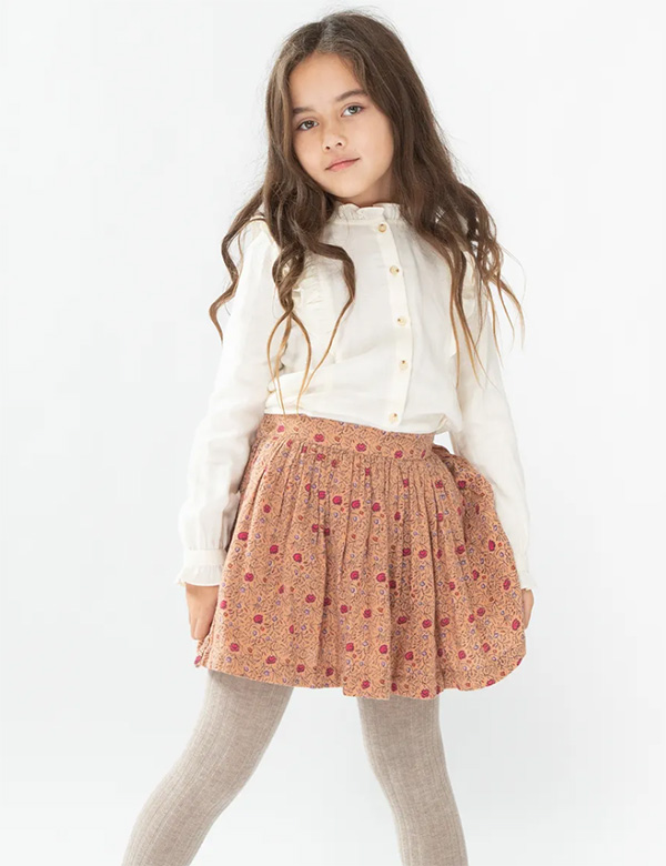 Kindermodel met bruin haar Row