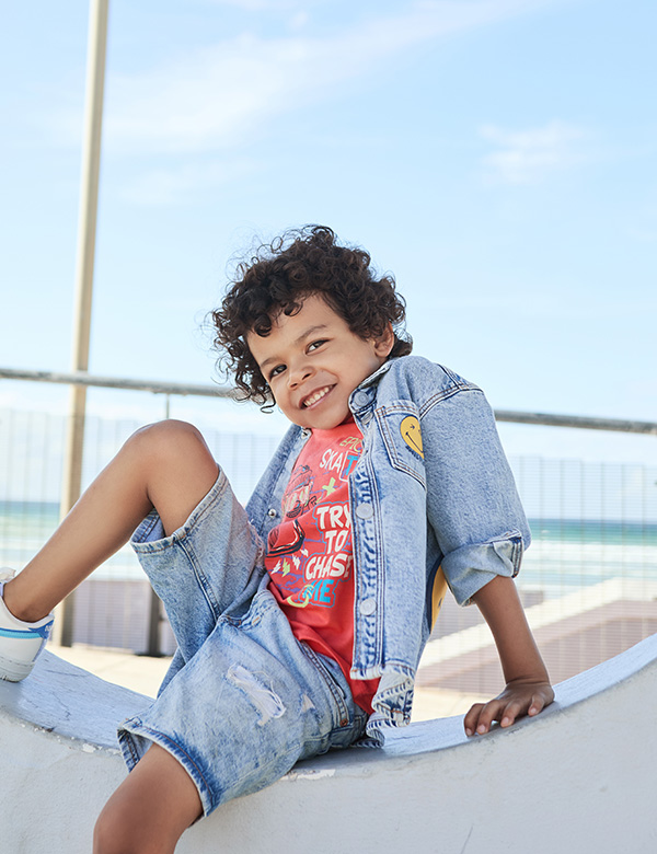 Kindermodel met krullend haar Lyon