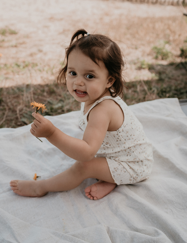 Kindermodel Ana Mirai met bruine haren