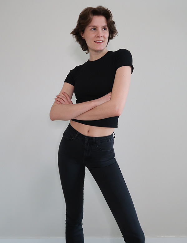 Vrouwelijk model met bruin haar Coco R.