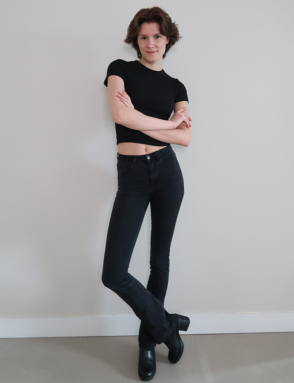 Vrouwelijk model met bruin haar Coco R.