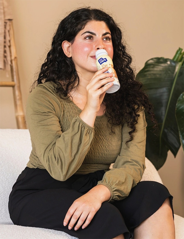 Vrouwelijk model met zwart haar Lavinia