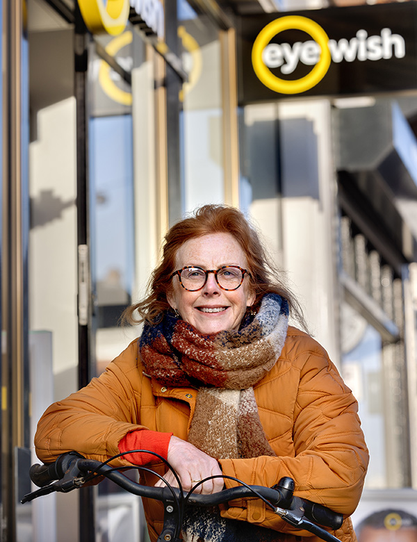 Vrouwelijk model met rood haar Marry