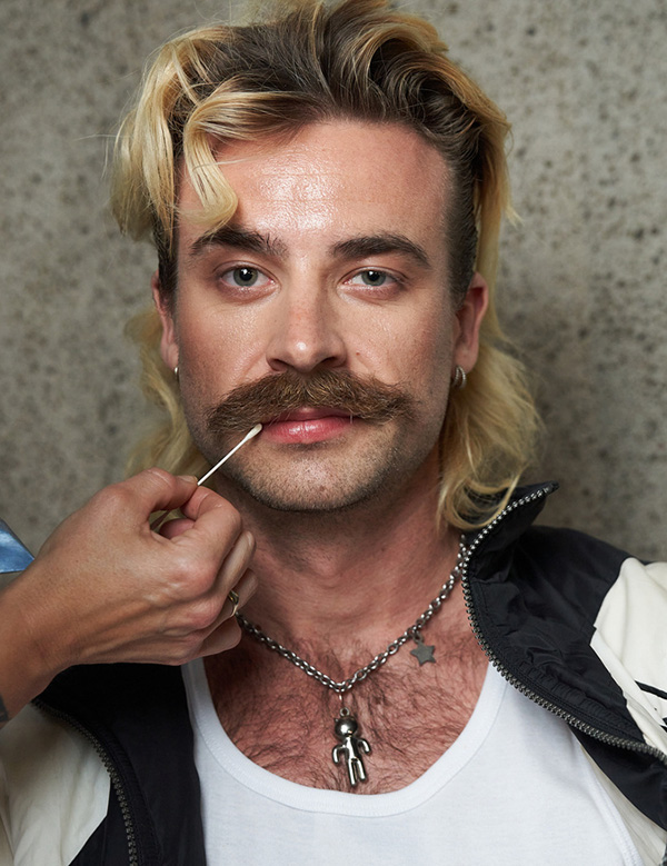 Mannelijk model met blond/ bruin haar Floris W.