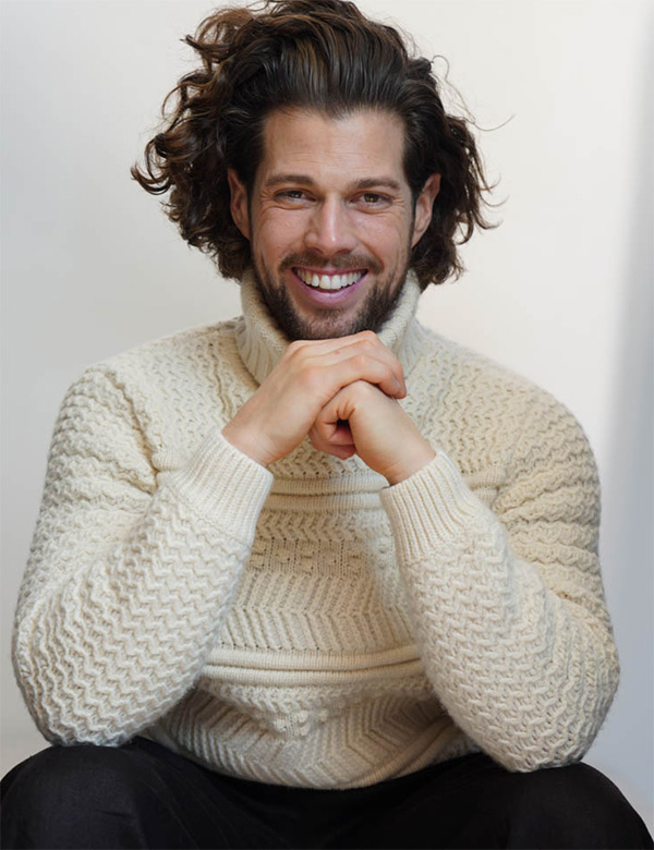 Mannelijk model met bruin haar Gergely