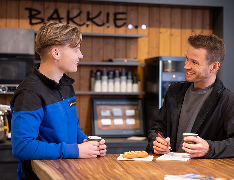 Mannelijk model met donkerblond haar Tijmen