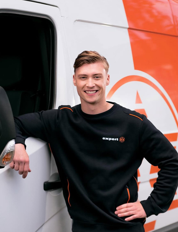 Mannelijk model met donkerblond haar Tijmen NI.
