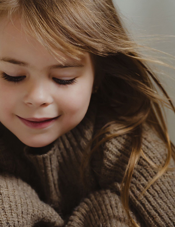 Kindermodel bruin haar Bobbi-Jo