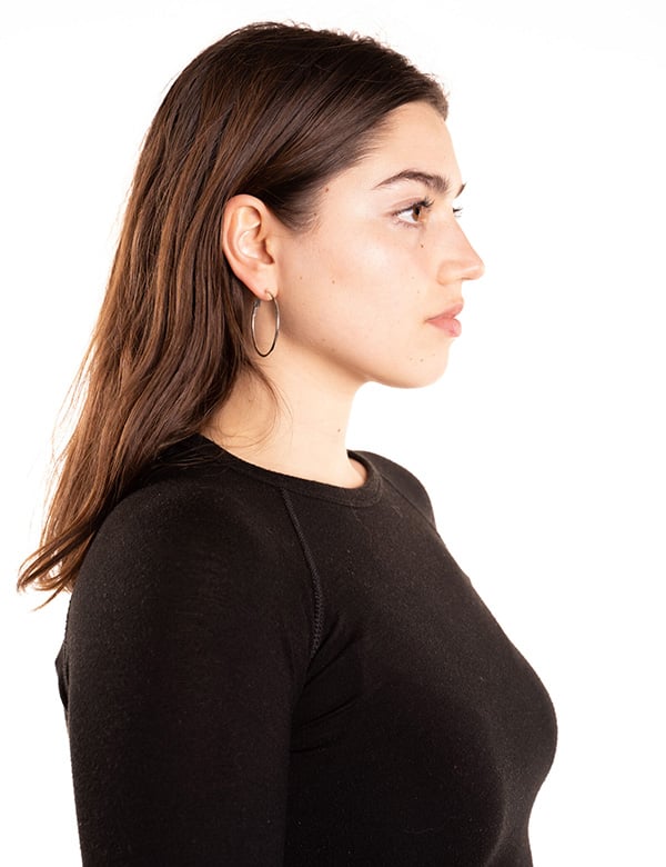Vrouwelijk model met bruin haar Marijne