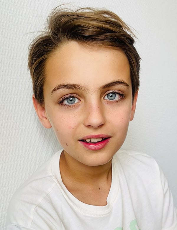 Kindermodel met blond haar noah ne.