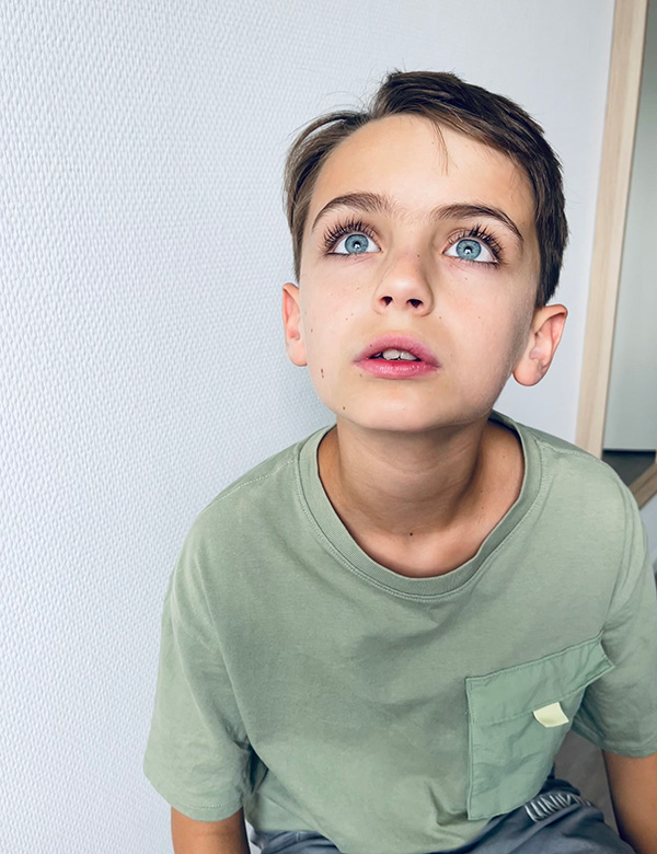 Kindermodel bruin haar Noah