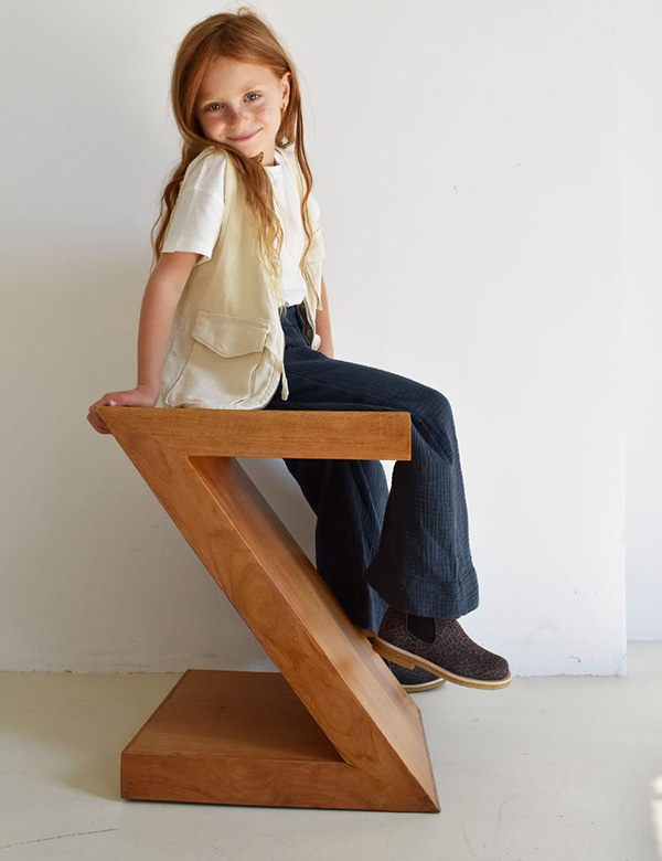 Kindermodel met lang rossig haar Ula N.