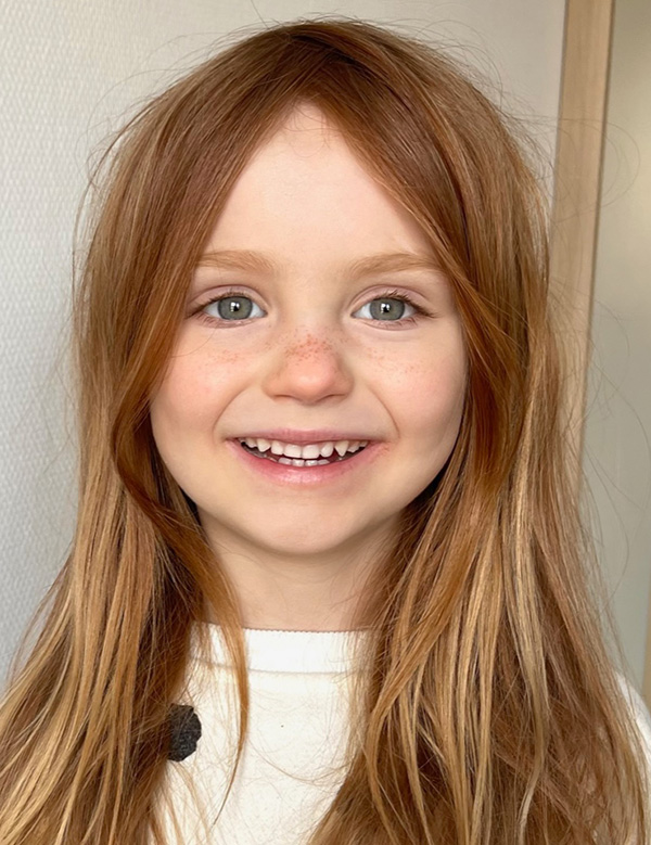 Kindermodel roodbruin haar ula