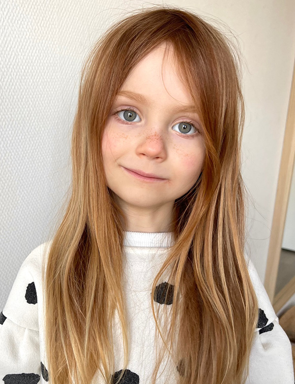 Kindermodel roodbruin haar Ula