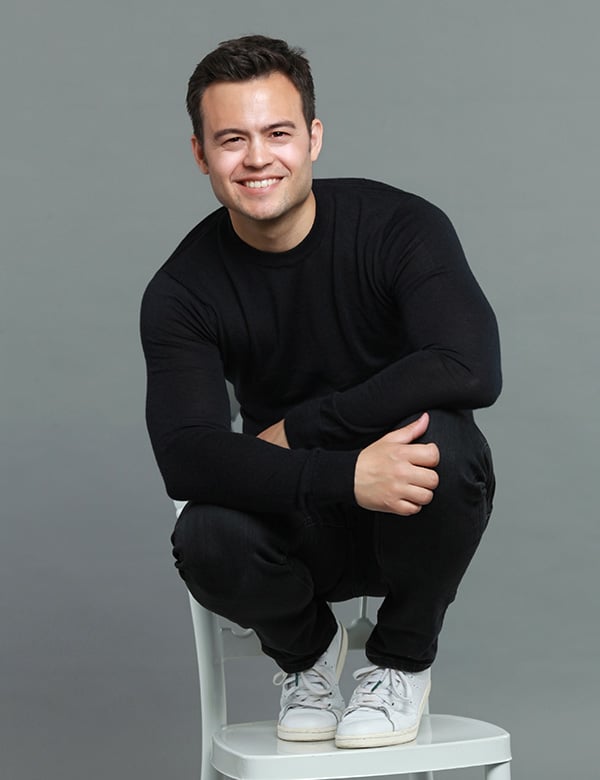 Mannelijk model zwart haar Andy Y.
