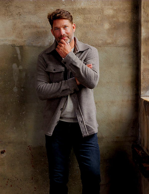 Mannelijk model bruin haar Bart Kr.