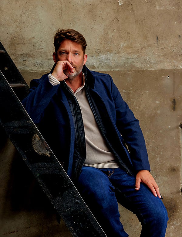 Mannelijk model bruin haar Bart Kr.