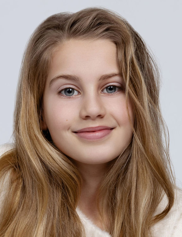 Kindermodel blond haar lizzie