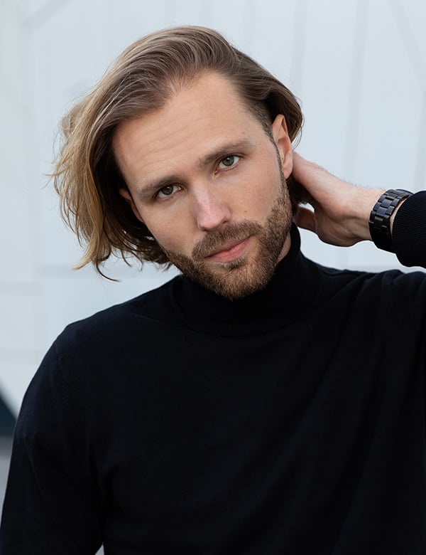 Mannelijk model blond haar Marijn L.