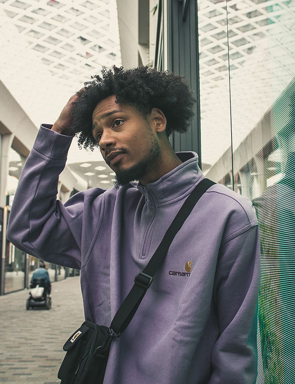 Mannelijk model met zwart haar Tyreece