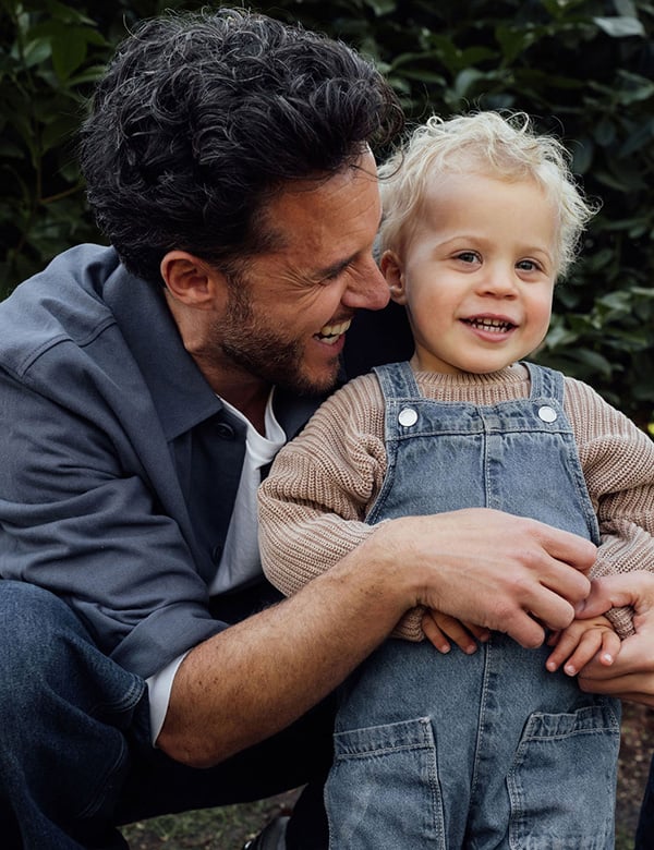Mannelijk model met bruin haar Boris