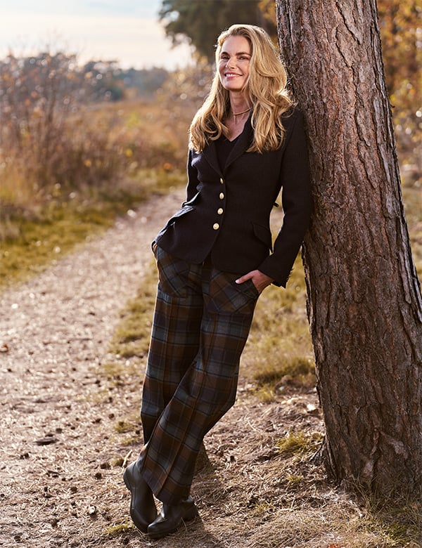 Vrouwelijk model met blond haar Imke
